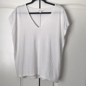 Market and spruce medium white tee